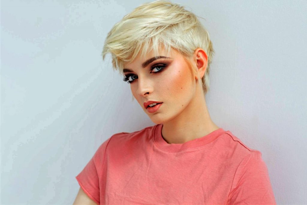 Brilliant hairstyles for short hair